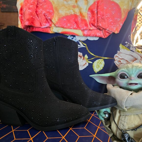 Sparkly Black Rhinestone Cowboy Boots size 11/42 - NIB - Picture 2 of 9